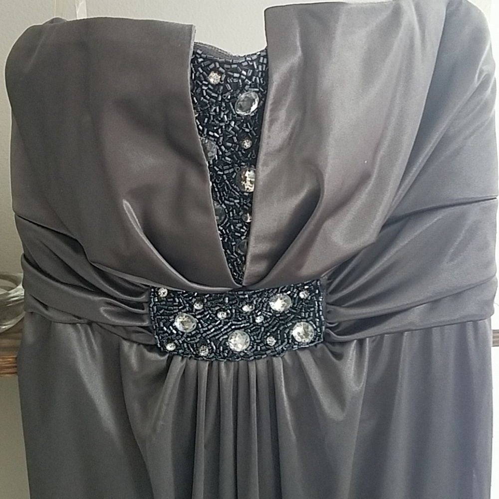 Silver/gray formal dress size M